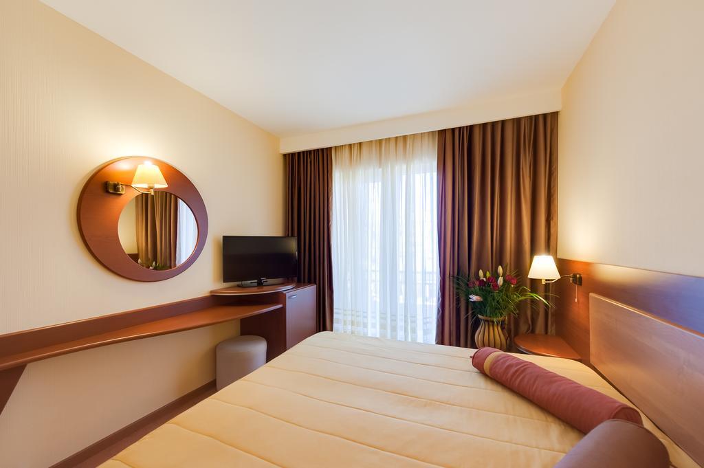 Hotel Palas Mamaia Phòng bức ảnh