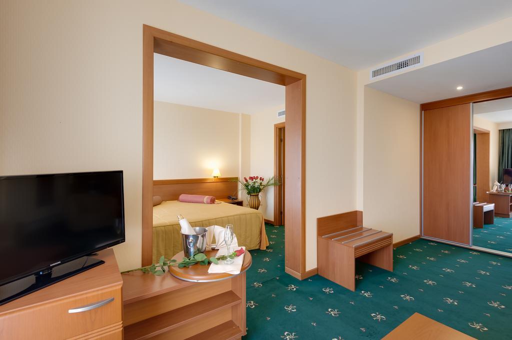 Hotel Palas Mamaia Ngoại thất bức ảnh