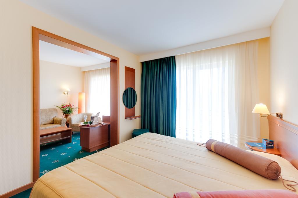 Hotel Palas Mamaia Phòng bức ảnh